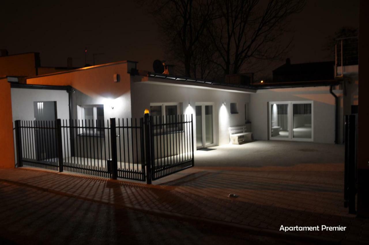 Bialy Dom - 2 Bedrooms Katowice Exterior photo
