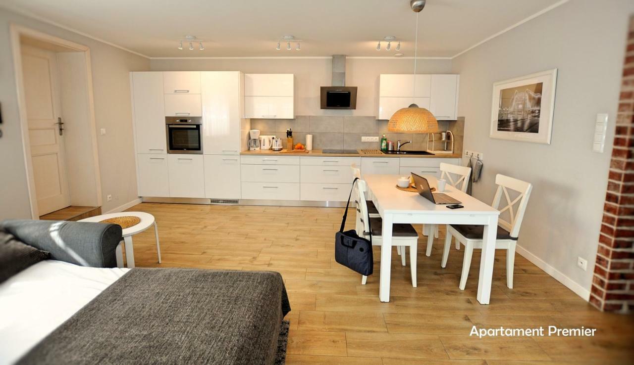 Bialy Dom - 2 Bedrooms Katowice Exterior photo