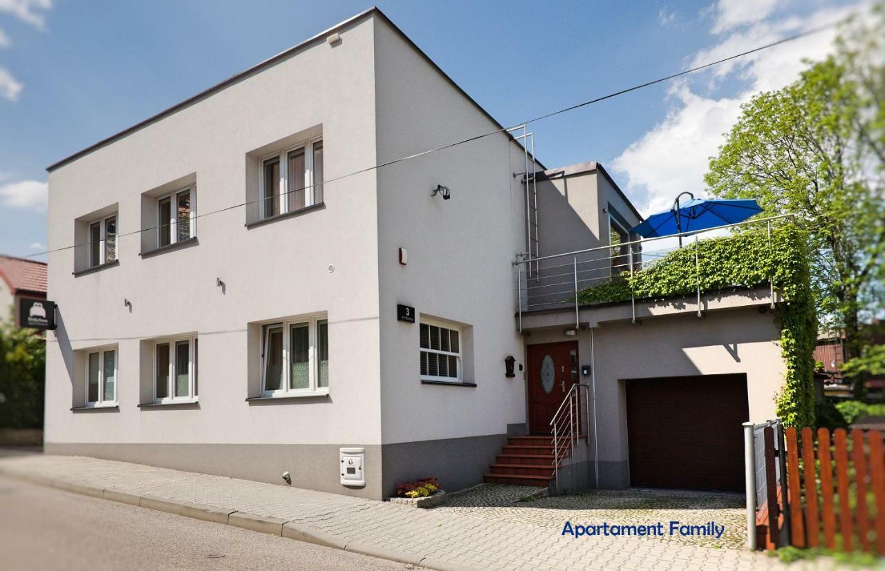 Bialy Dom - 2 Bedrooms Katowice Exterior photo